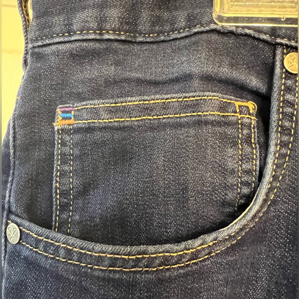 Patagonia Jeans - Picture 3 of 7